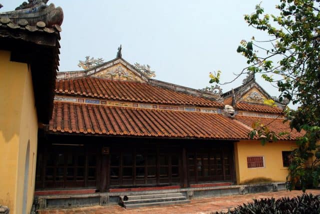 Góc nhỏ yên tĩnh trong khu di tích (Ảnh ST)