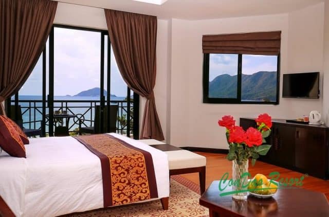Nằm trong phòng ngắm được khung cảnh biển và khung cảnh xung quanh ( Ảnh ST)