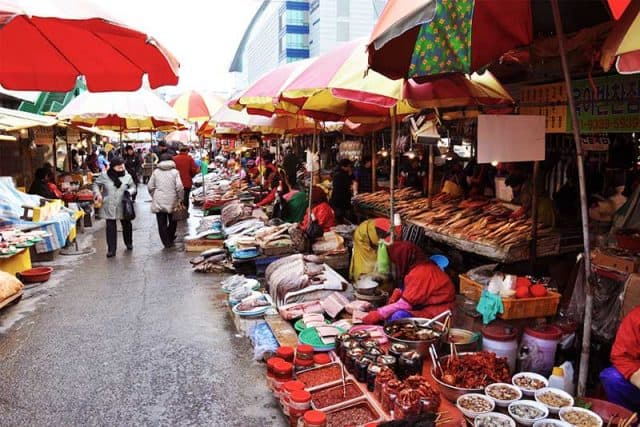 Chợ hải sản lớn ở Hàn Quốc (Ảnh: ST)