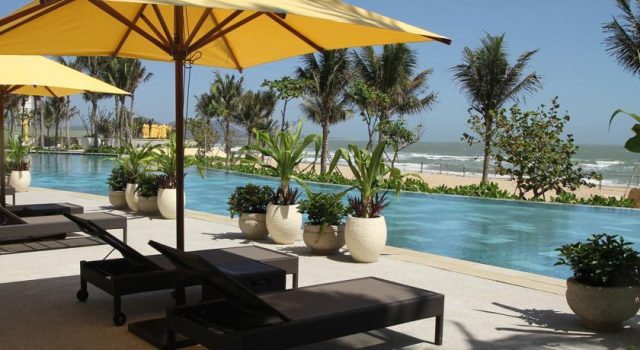 Ngay cả cụm từ "sang chảnh bậc nhất" cũng chưa thể diễn tả hết vẻ đẹp của resort (ảnh ST) the grand hồ tràm strip