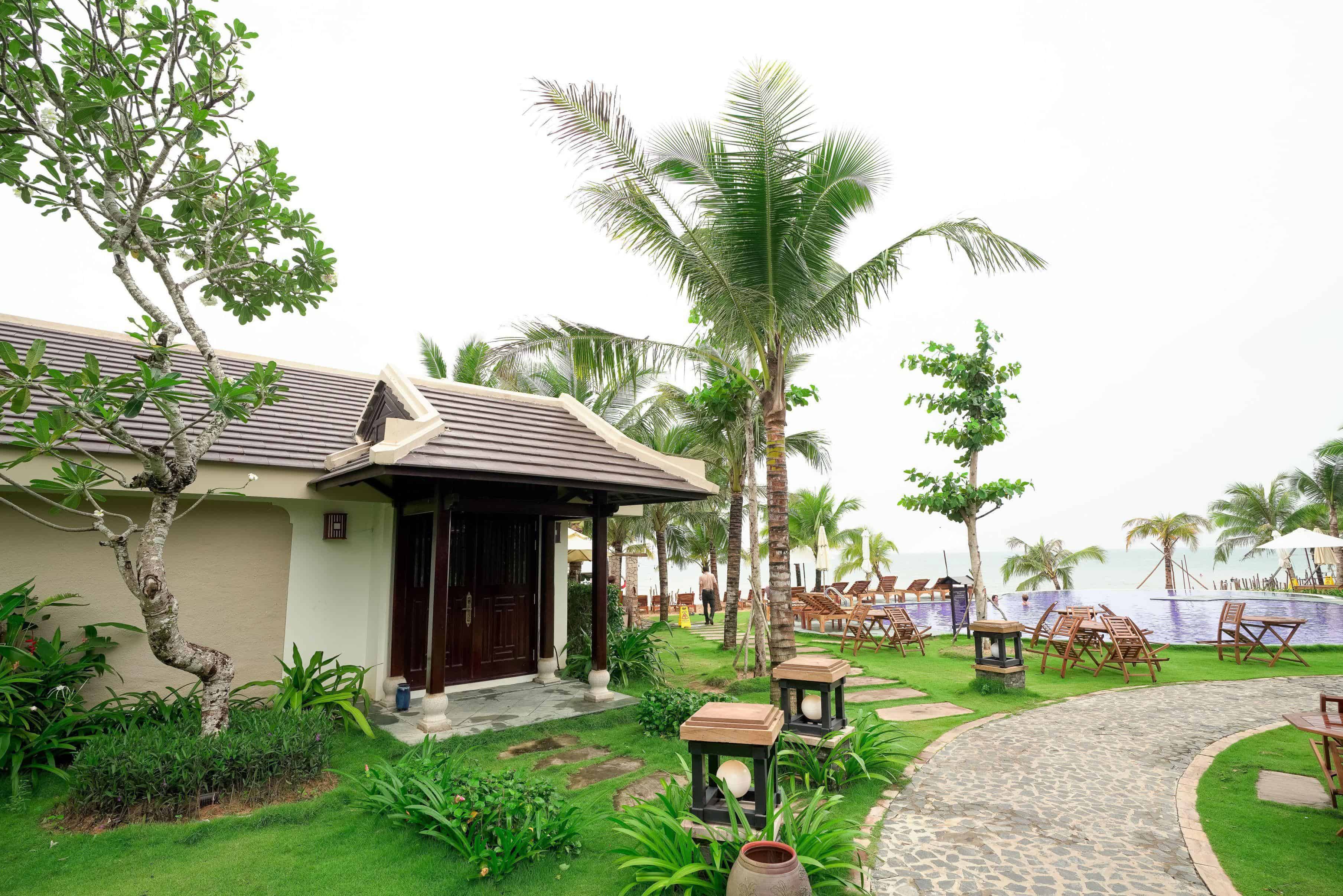 Resort Phú Quốc gần biển