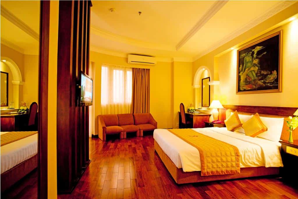Khách sạn gần chợ Bến Thành