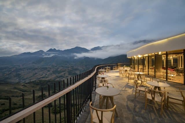 Quang cảnh tuyệt đẹp nhìn từ Khách sạn Pao's Sapa Leisure