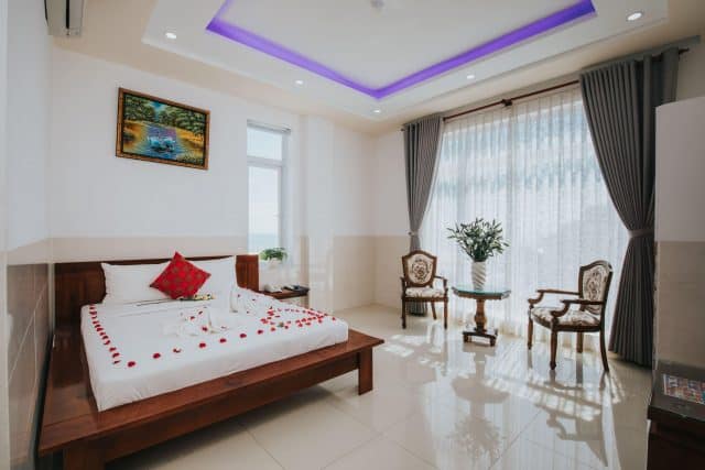 Khách sạn Hải Long phòng đẹp và khang trang gần biển