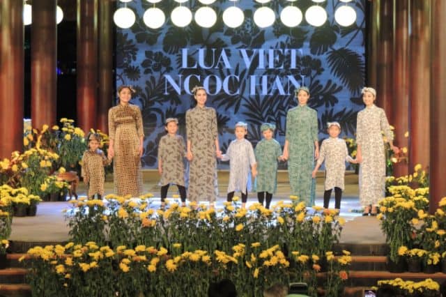 Trình diễn thời trang tơ lụa Bảo Lộc