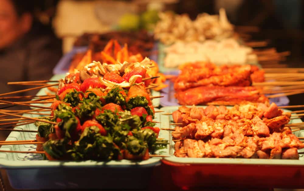 Những món ăn hấp dẫn khiến du khách quên lối về khi đến với thành phố ngàn hoa. ảnh: ST