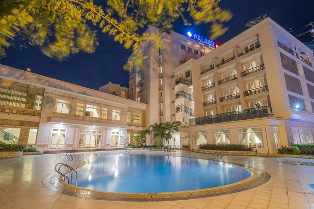 Lựa chọn khách sạn xa trung tâm sầm uất vào dịp Tết để được giá nhẹ hơn