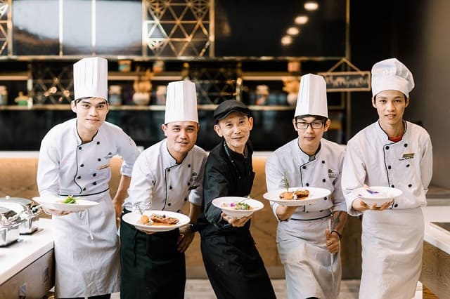 Thưởng thức ẩm thực Pháp cùng học viên của siêu đầu bếp David Thái trứ danh